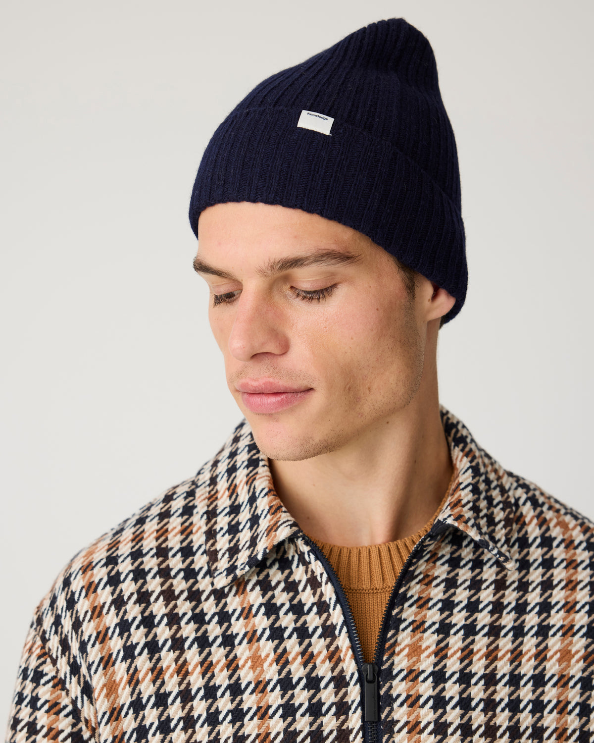 Lambswool rib beanie - Total Eclipse