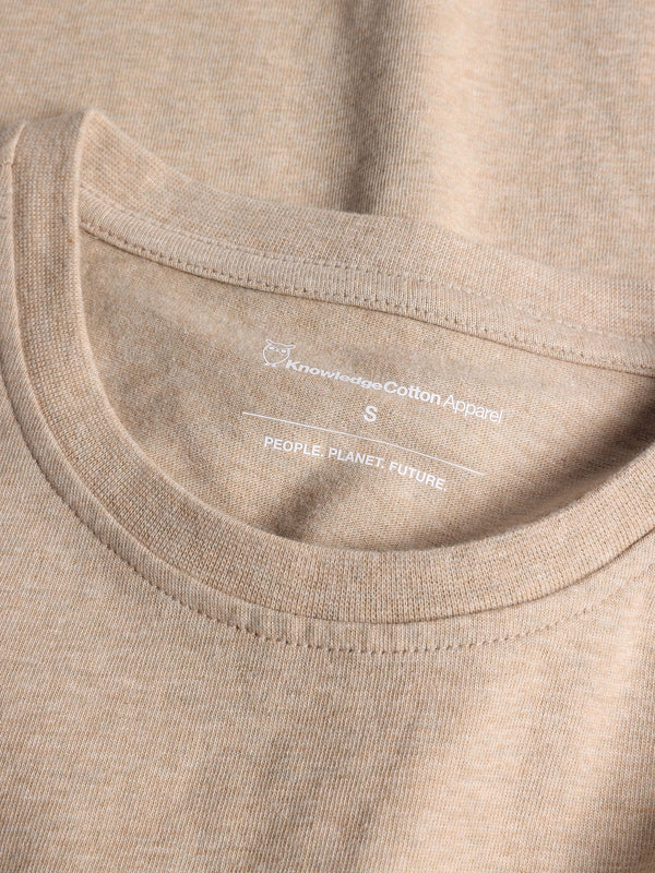 KnowledgeCotton Apparel - WMN Basic badge tee - Regenerative Organic Certified™ - GOTS/Vegan T-shirts 1355 Safari melange
