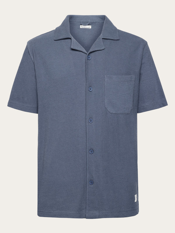 KnowledgeCotton Apparel - MEN Box fit short sleeve bouclé shirt - GOTS/Vegan Shirts 1226 Vintage Indigo