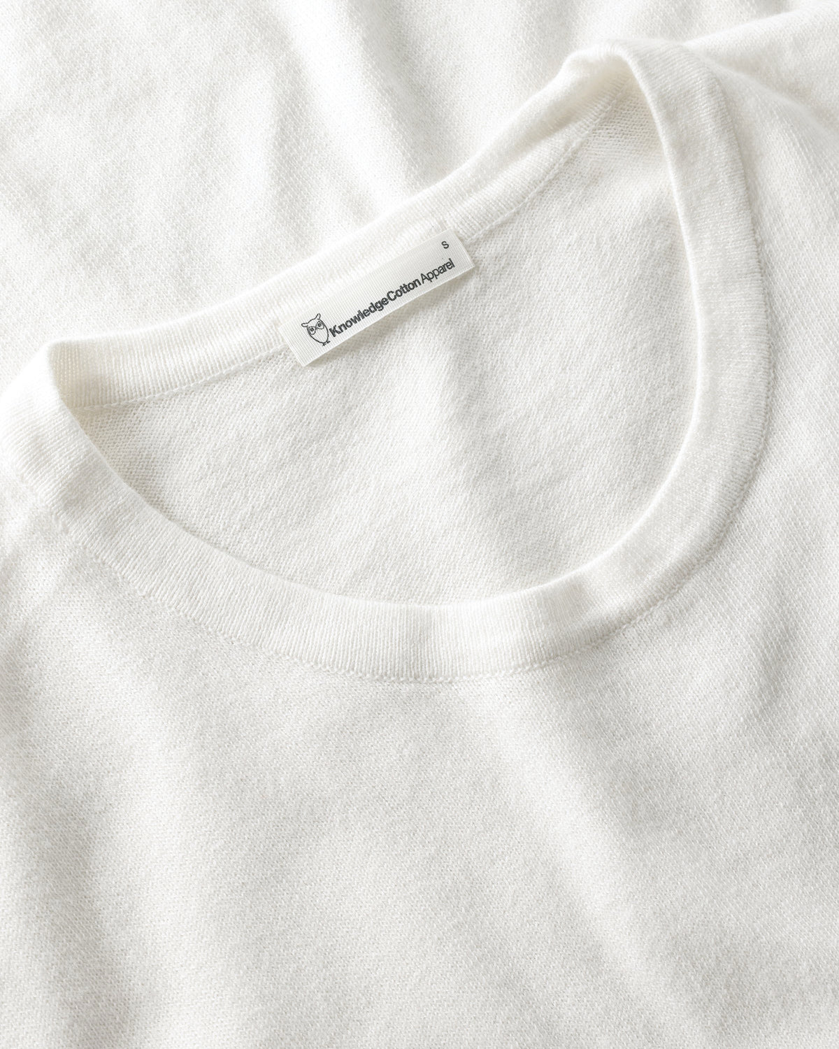 KnowledgeCotton Apparel - WMN Cashmere knit t-shirt Knits 1387 Egret