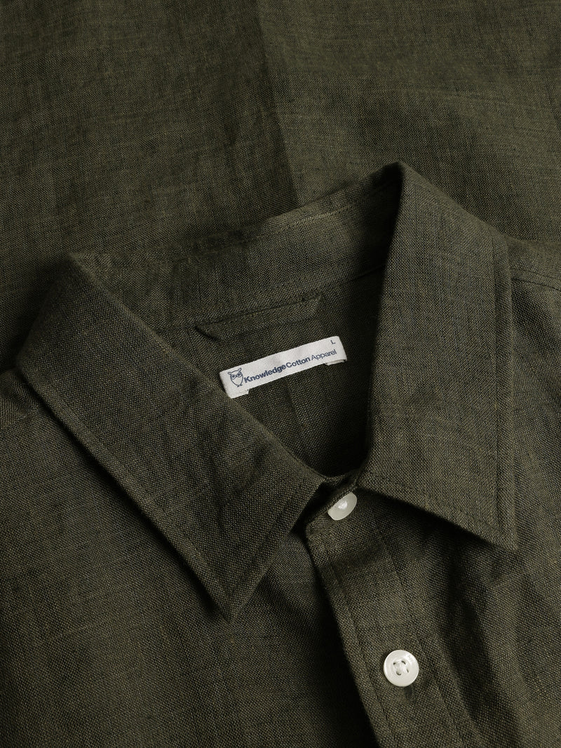 KnowledgeCotton Apparel - MEN Custom fit linen shirt Shirts 1068 Burned Olive