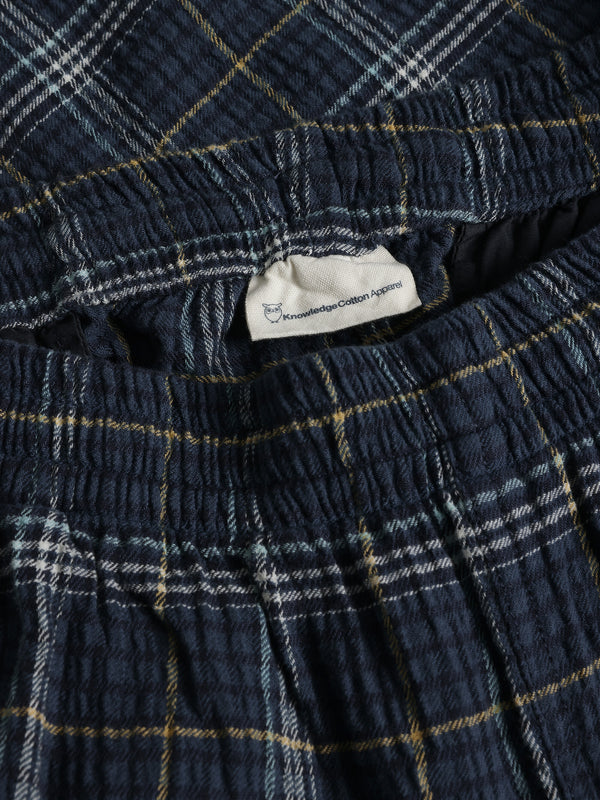 KnowledgeCotton Apparel - MEN FIG checkered shorts - GOTS/Vegan Shorts 7034 blue check