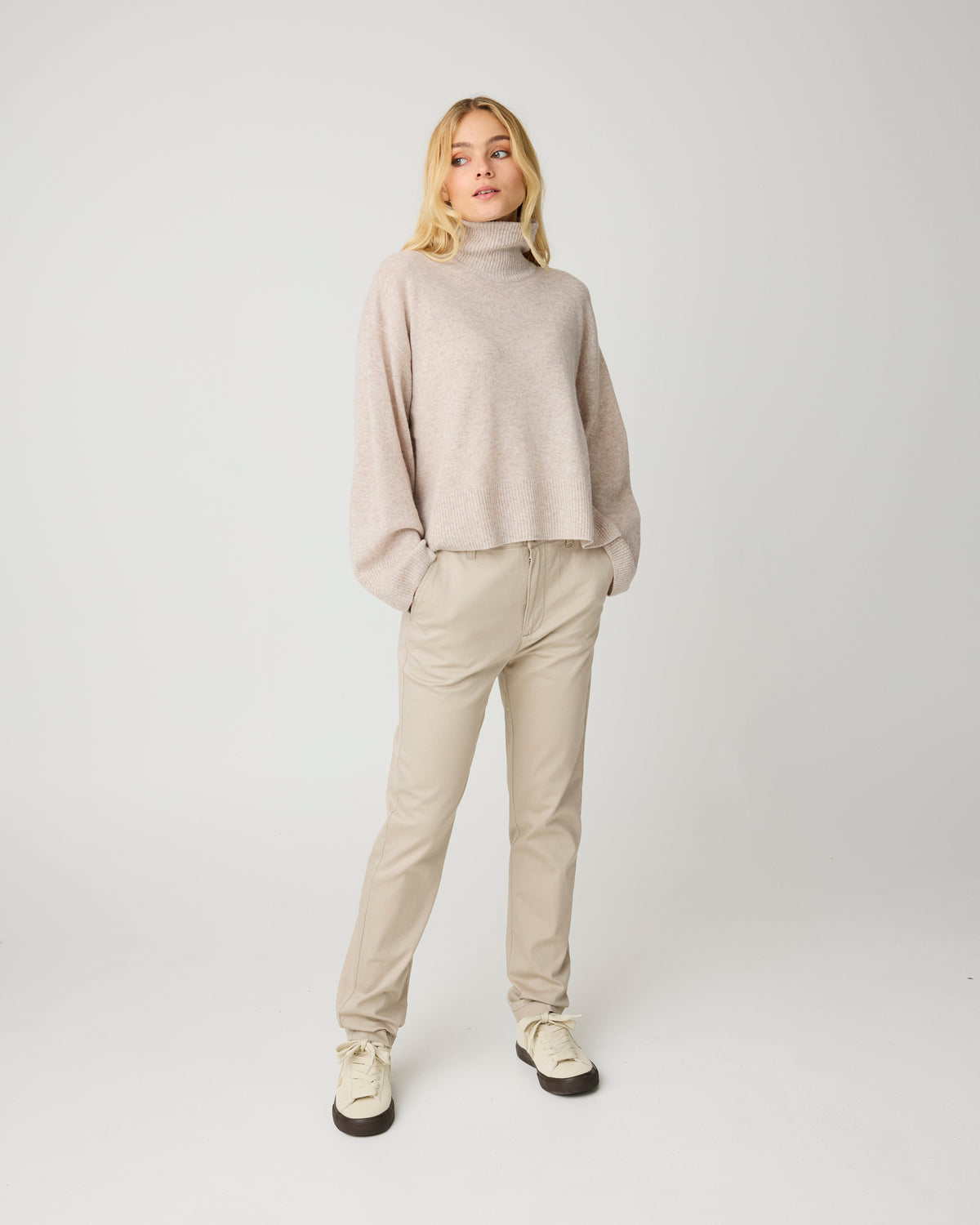 KnowledgeCotton Apparel - WMN Iris slim pique pant Pants 1228 Light feather gray