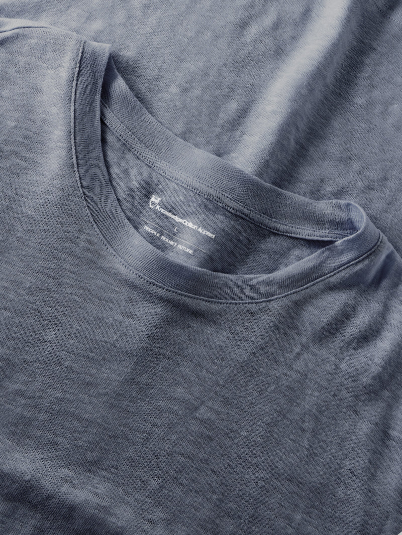 KnowledgeCotton Apparel - MEN Linen t-shirt T-shirts 1226 Vintage Indigo