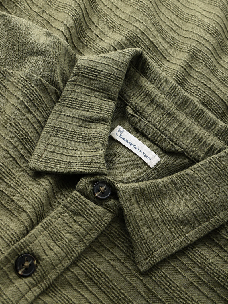 KnowledgeCotton Apparel - MEN Loose short sleeve cotton solid striped jersey shirt GOTS/Vegan Shirts 1068 Burned Olive
