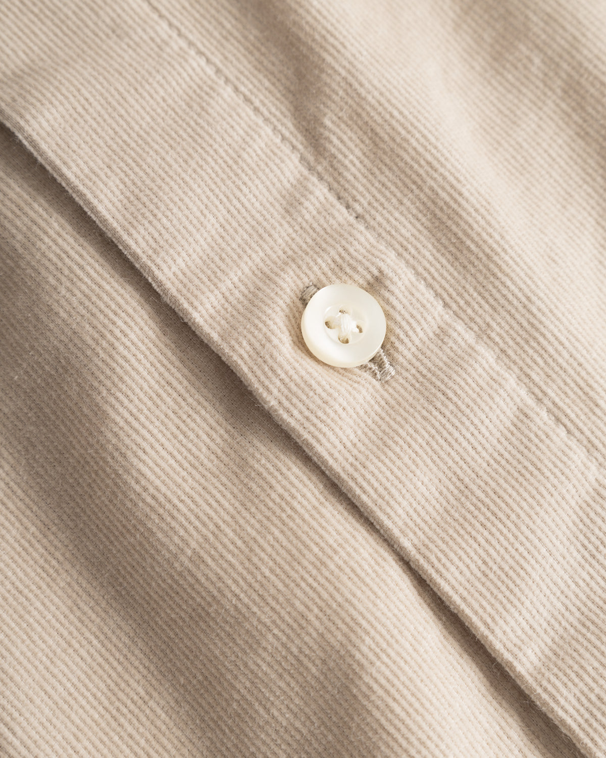 KnowledgeCotton Apparel - MEN Regular fit corduroy shirt Shirts 1228 Light feather gray