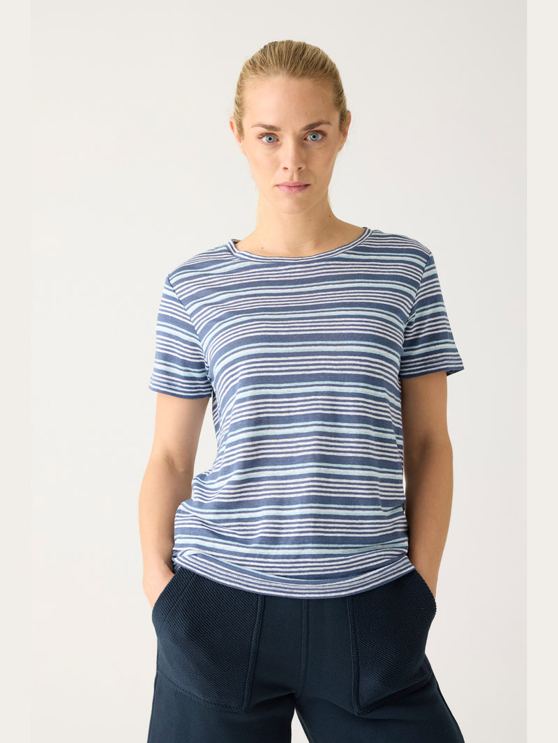 KnowledgeCotton Apparel - WMN Regular linen stripe t-shirt - GOTS/Vegan T-shirts 8021 Blue stripe