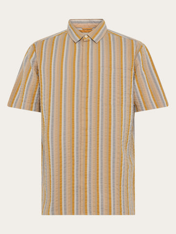 KnowledgeCotton Apparel - MEN Relaxed seersucker short sleeve shirt Shirts 8032 Multi color stripe