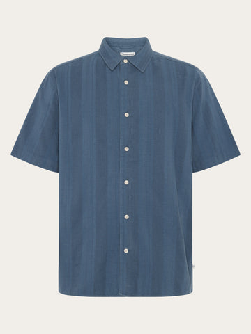 KnowledgeCotton Apparel - MEN Relaxed structure short sleeve shirt Shirts 1226 Vintage Indigo