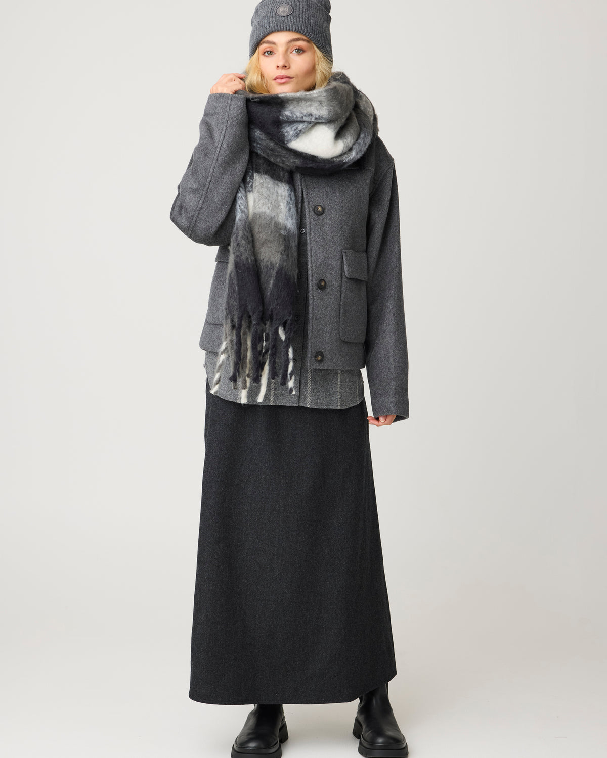 KnowledgeCotton Apparel - WMN Short wool jacket Jackets 1073 Dark Grey Melange