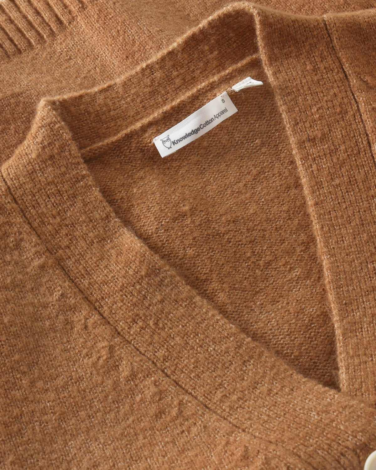 KnowledgeCotton Apparel - WMN Soufflé yarn cardigan Knits 1499 Lion