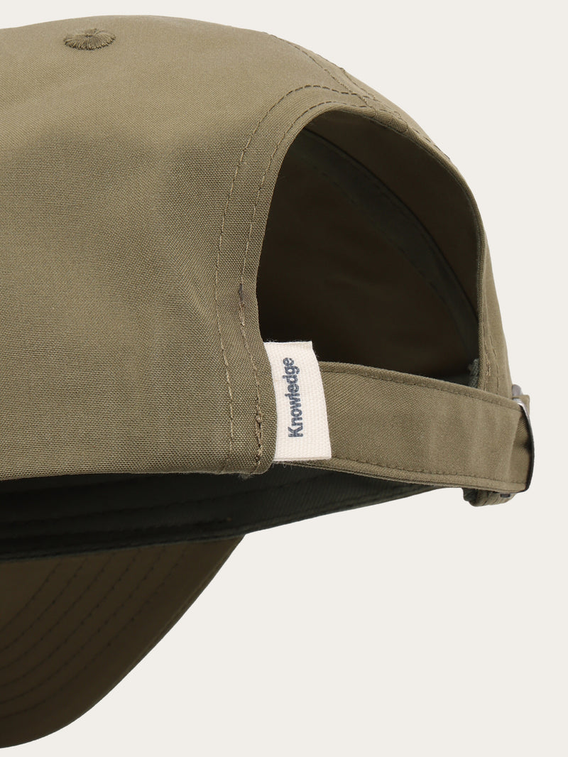 KnowledgeCotton Apparel - UNI Vent Canvas 200 classic cap - GOTS/vegan Caps 1068 Burned Olive