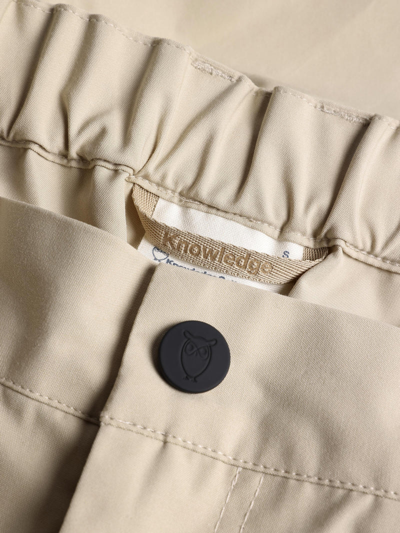 KnowledgeCotton Apparel - WMN Vent Canvas 200 classic shorts - GOTS/vegan Shorts 1228 Light feather gray